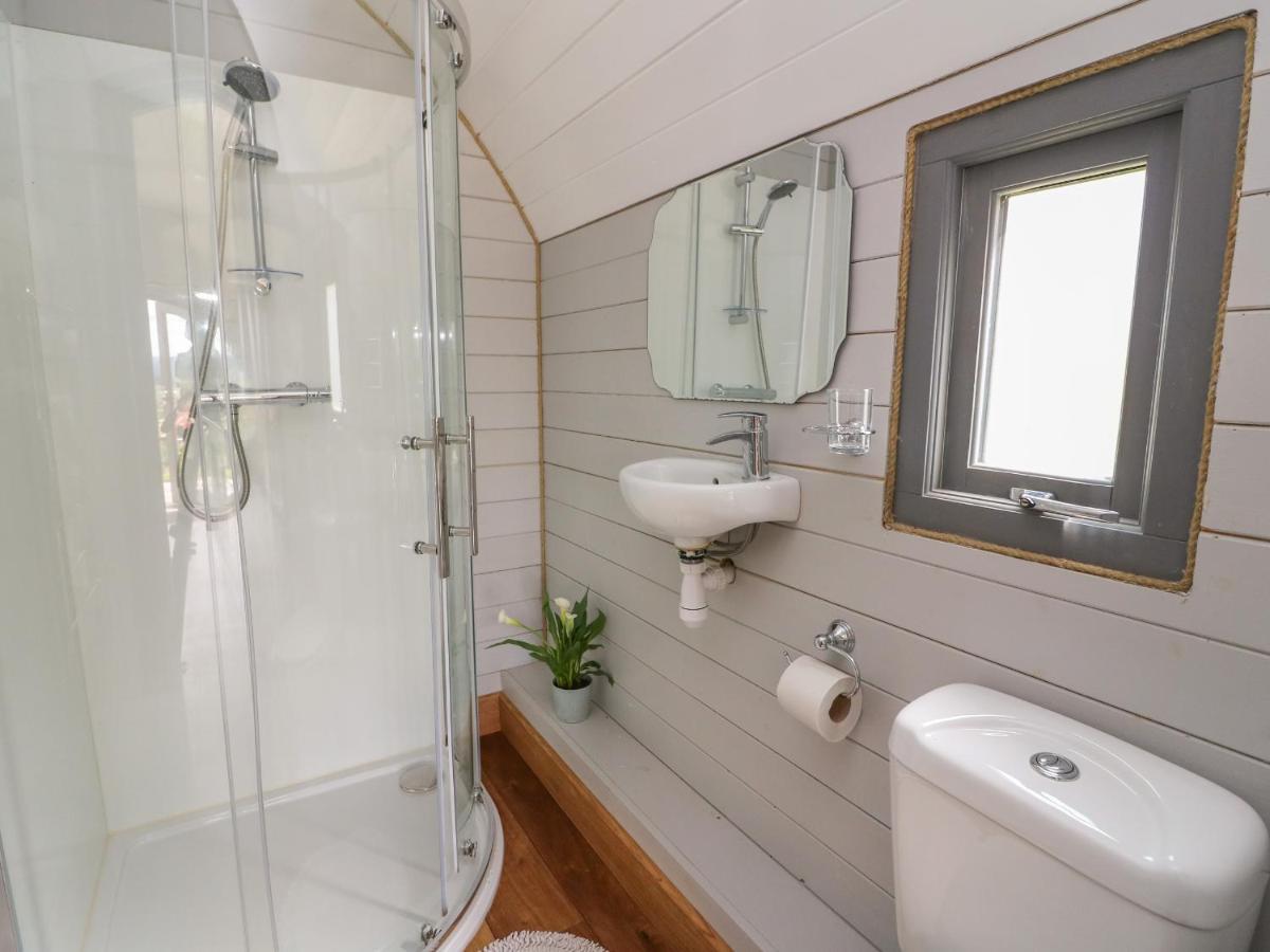Woodland View Villa Saint Harmon Ngoại thất bức ảnh